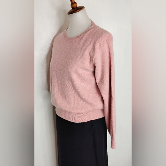 BIANCO & BLU DUSTY ROSE SWEATER - Picture 1 of 5